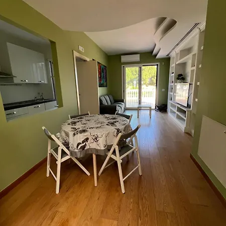 Apartment House