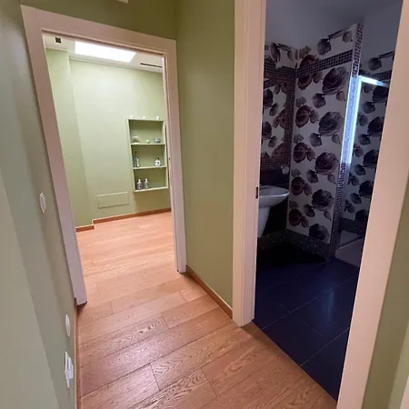 Apartment House *